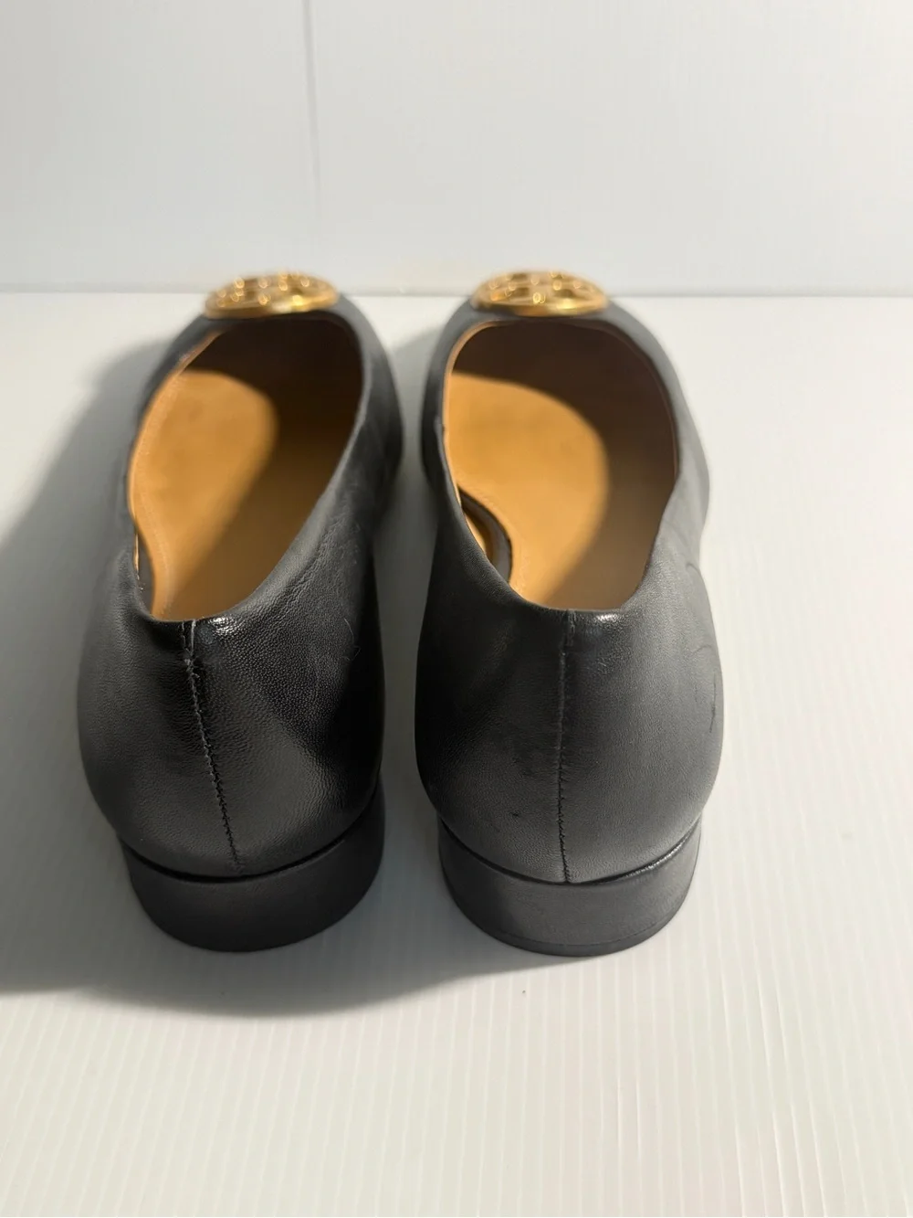Tory Burch Chelsea Heels in Black Nappa Leather material